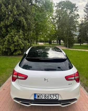 Citroen DS5 cena 49900 przebieg: 158421, rok produkcji 2015 z Ostrołęka małe 704